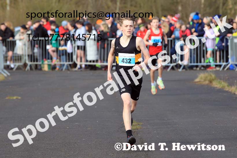 Boys and Girls Under-15s 2023 Elswick Harriers Road Relays, Albamarle Barrack Airfield, Ouston, Northumberland. Photo: David T. Hewitson/Sports for All Pics
